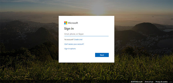 login to outlook.com account